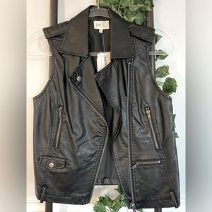 NWT Jolt Vegan Leather Motorcycle Vest (Faux Leather), Sz XS, Black